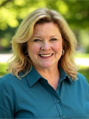 Meet your Posher, Bev